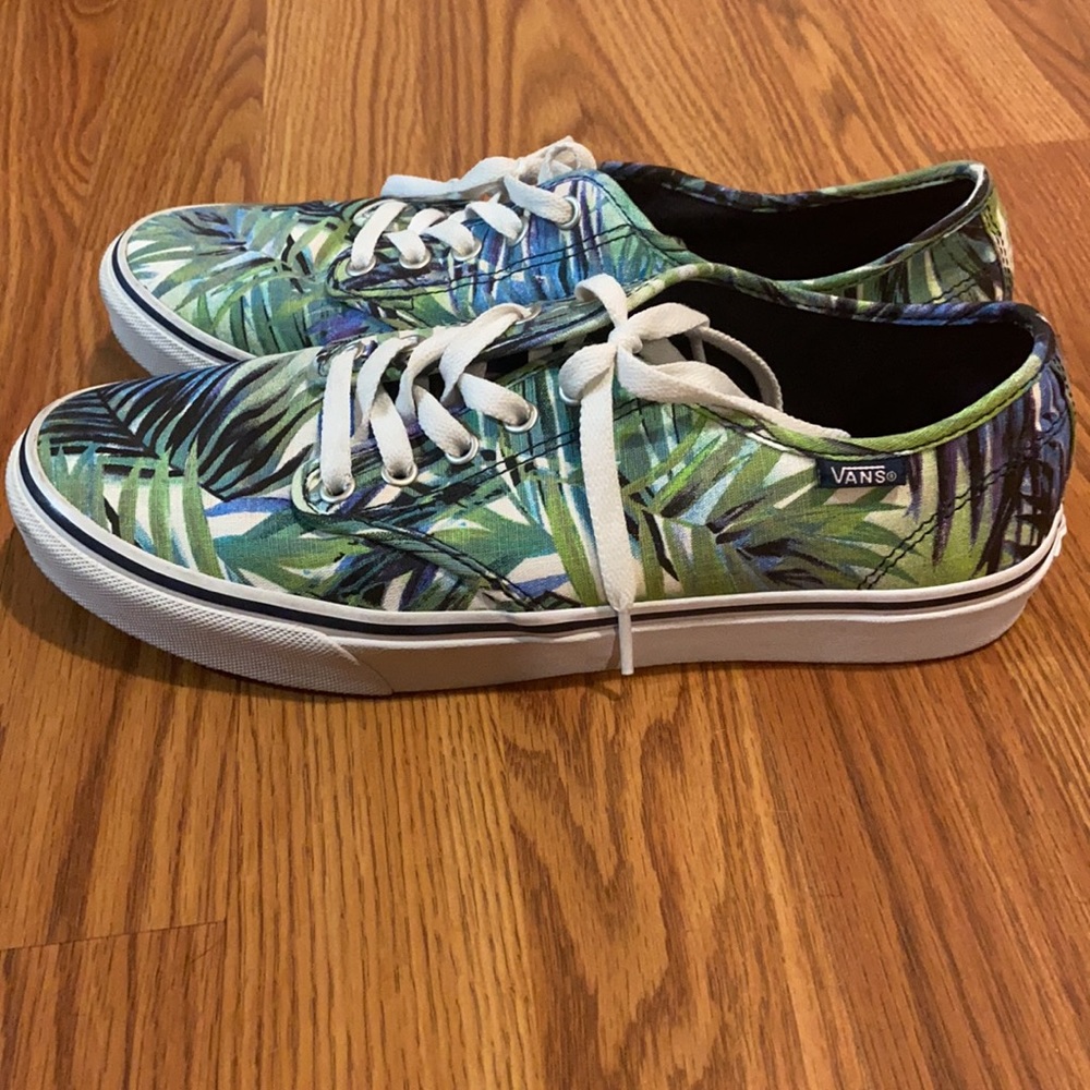 🤩SALE!!!🤩Vans Lace Up Sneakers Palms Leaves